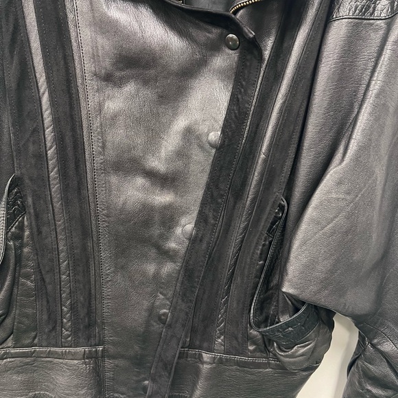 Vintage wing black buttery leather 80s 90s jacket with suede stripes - Picture 7 of 7